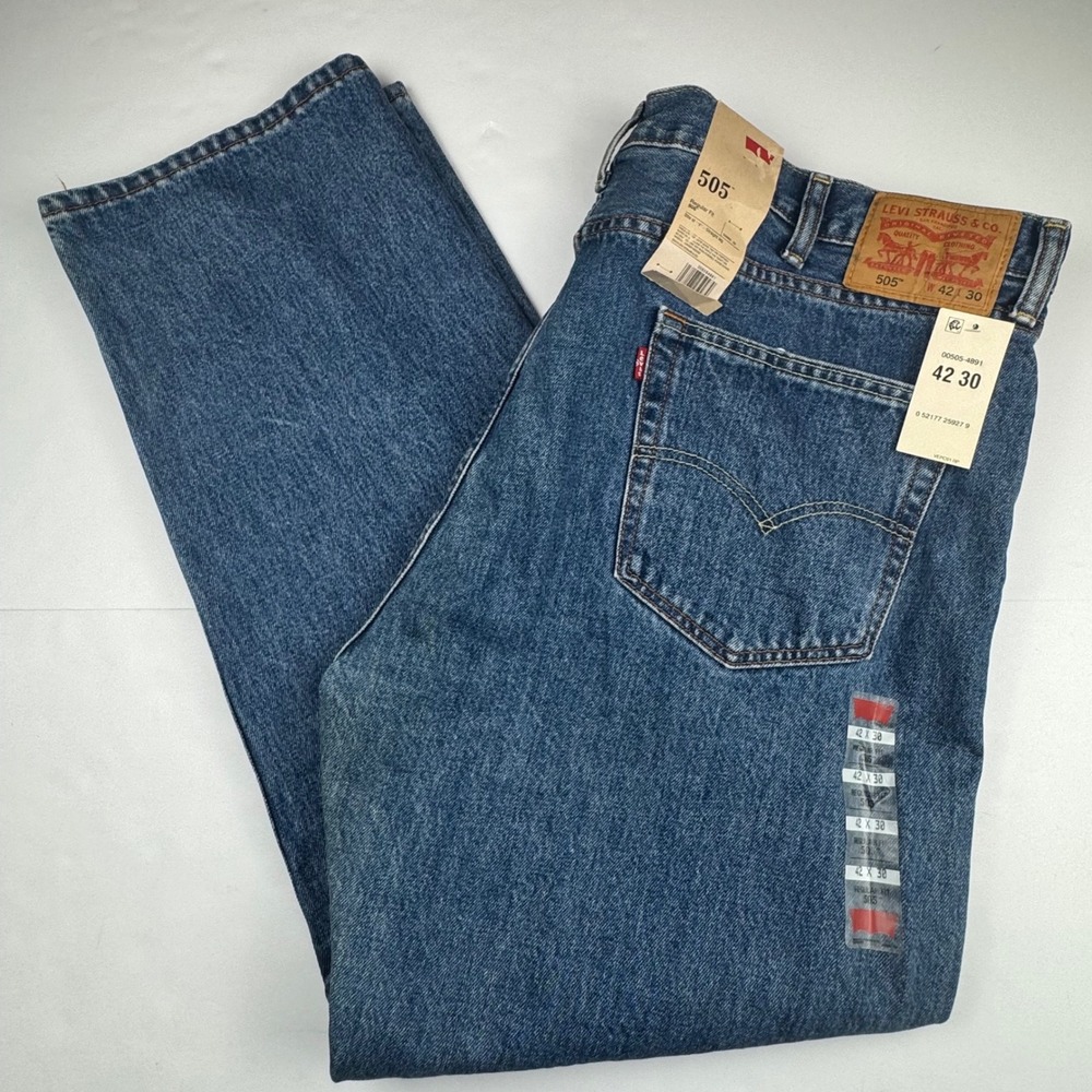Levi's Mens 505 Regular Fit Jeans 42x30 Blue Cotton Denim Classic Straight Leg